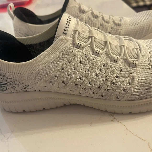 Skechers Men's White Knit Sneakers - Picture 2 of 6